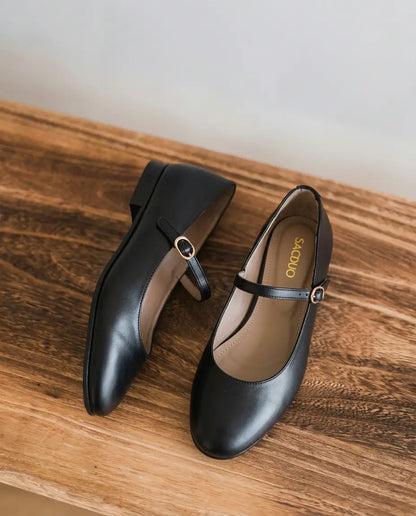 Mary- Noir