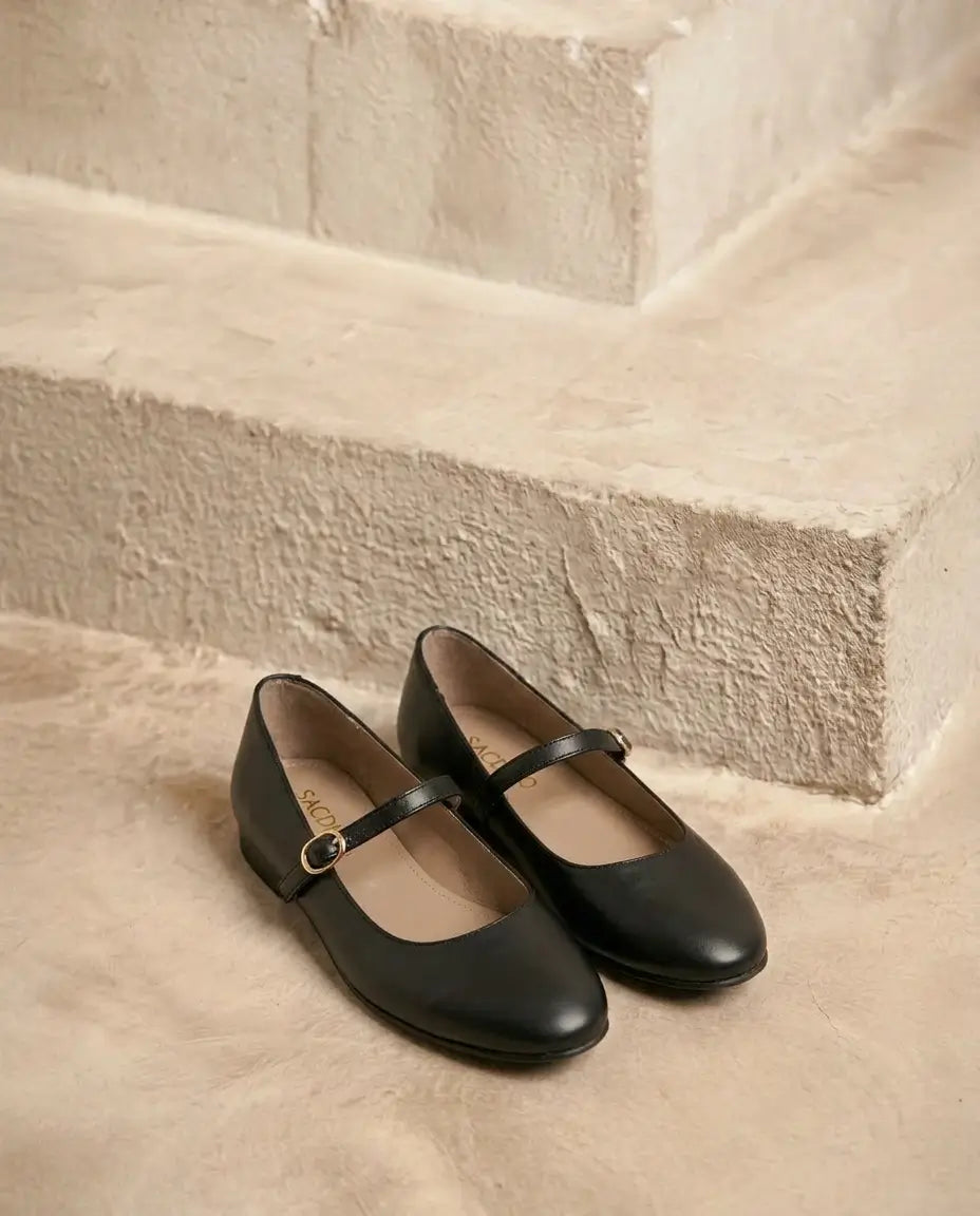 Mary- Noir