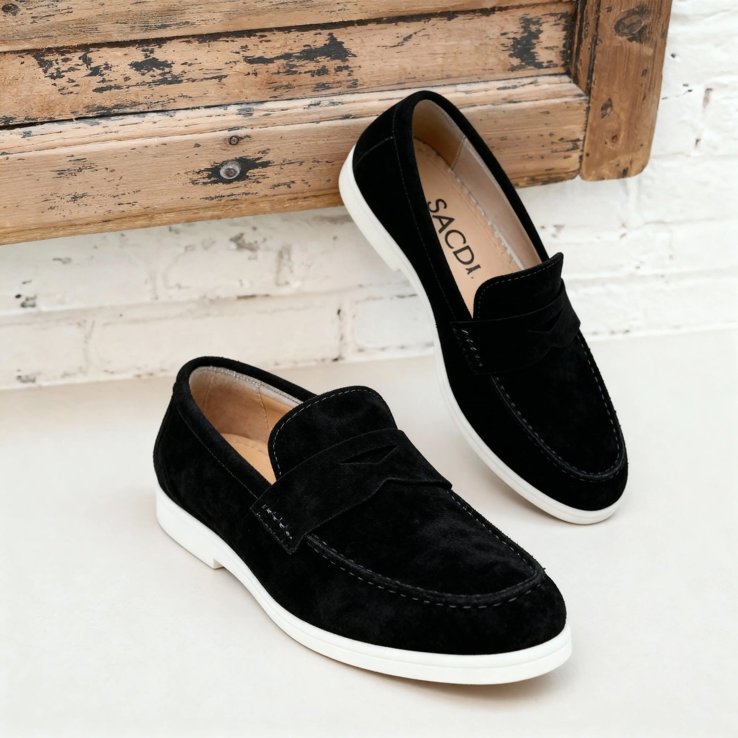 Elina : Mocassin en daim pour femme -Noir